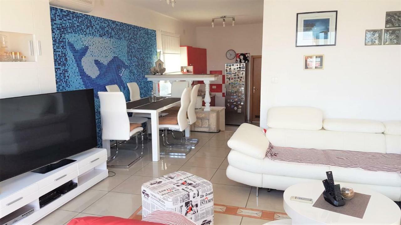 Apartment Maslenica, Near Zadar 외부 사진
